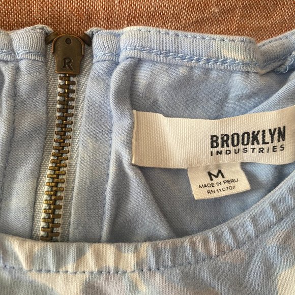 Brooklyn Industries Structured Sleeveless Top - Picture 2 of 3